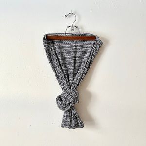 Chicos Size 1 Monochrome Geometric Black & White Stretch Long Skirt All Season